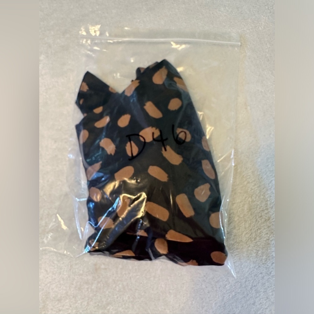 Anthropologie Mine Black Stroke Print Satin Top size L - Picture 7 of 7